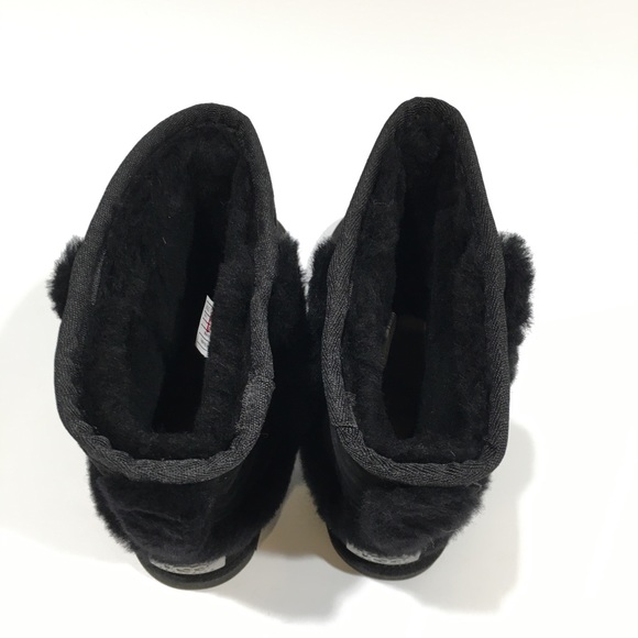 UGG Carter Boots -Water Resistant Black Suede -US 7 -NEW - Picture 6 of 9